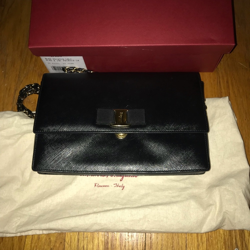 salvatore ferragamo ginny bag crossover